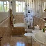 度假居 Charming Duplex With Pool *