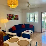 Charming Duplex With Pool 托雷维耶哈