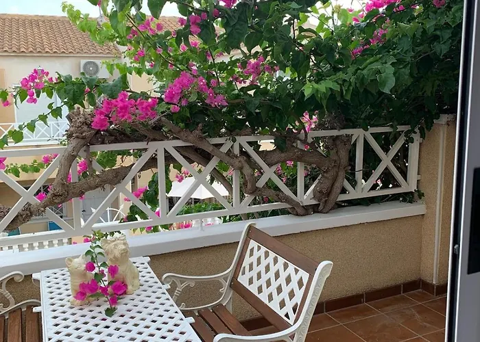 Charming Duplex With Pool *